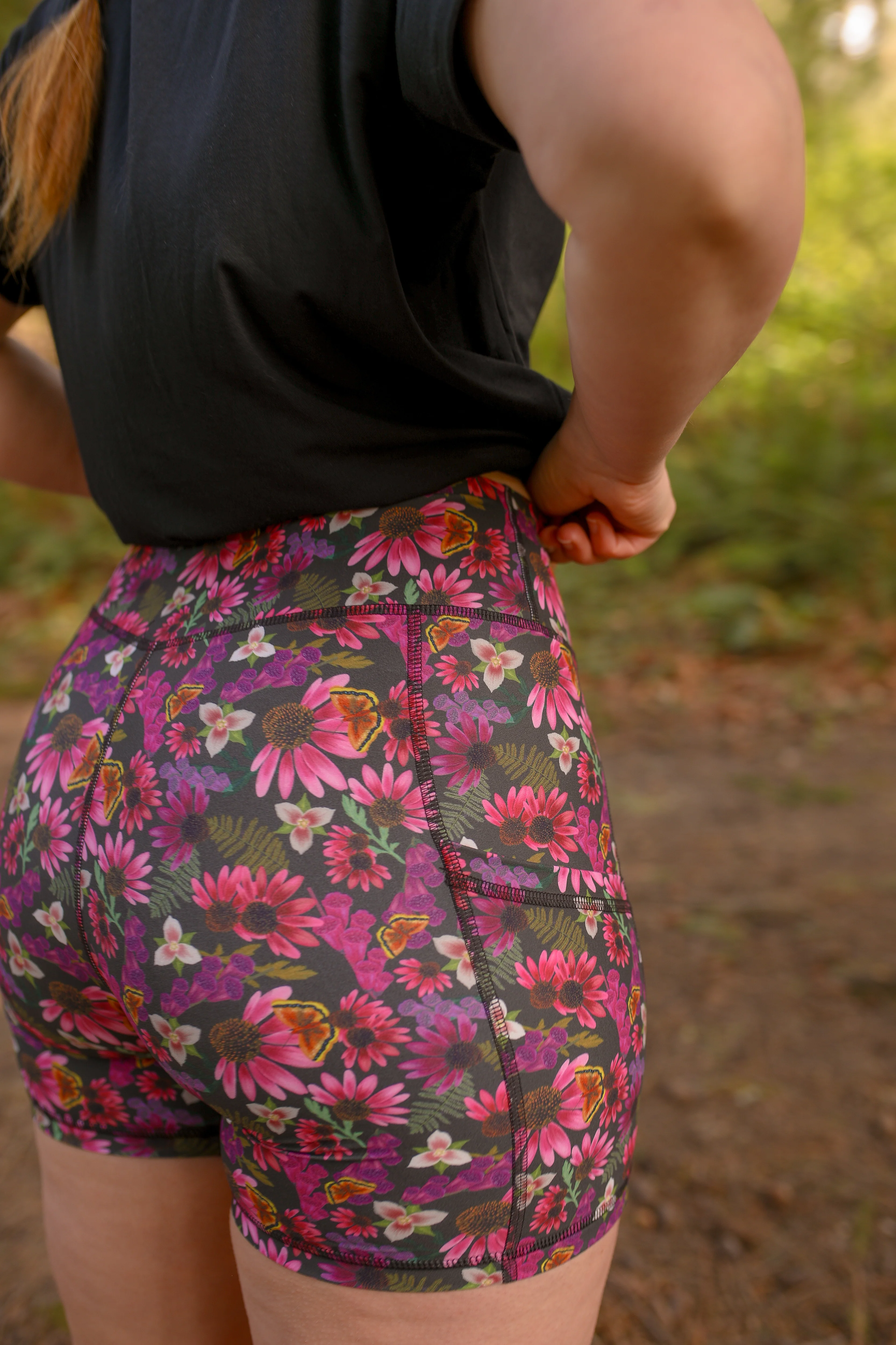 Earned It Short | Wolfmitten - Image 6